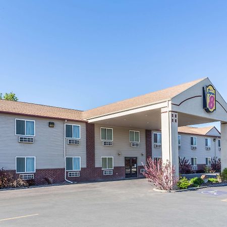 Super 8 By Wyndham Super 8 Blackfoot Exterior photo